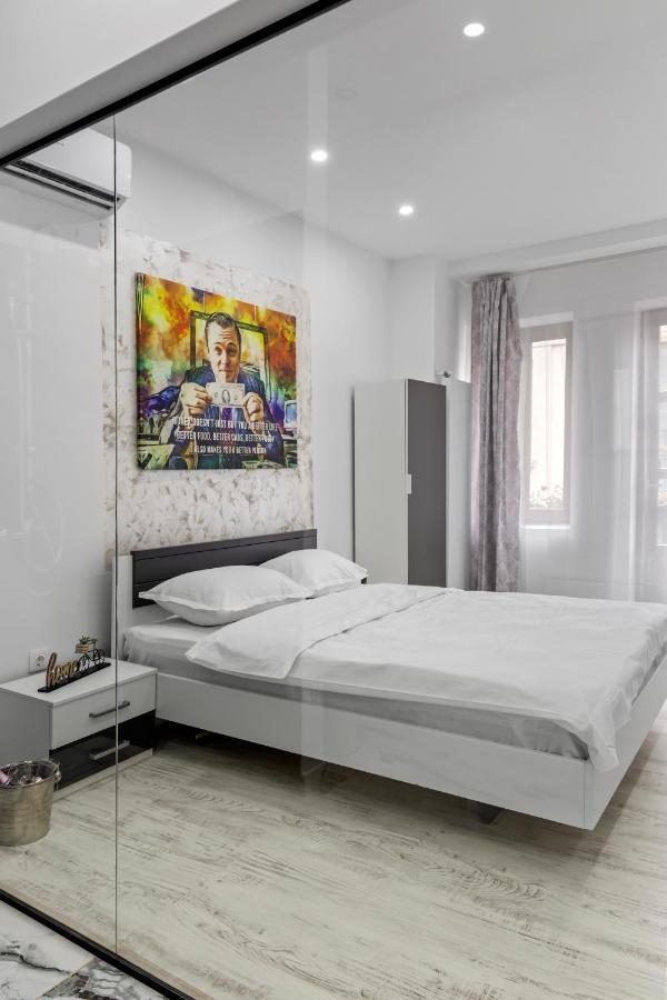Selari Chambre Букурещ Екстериор снимка