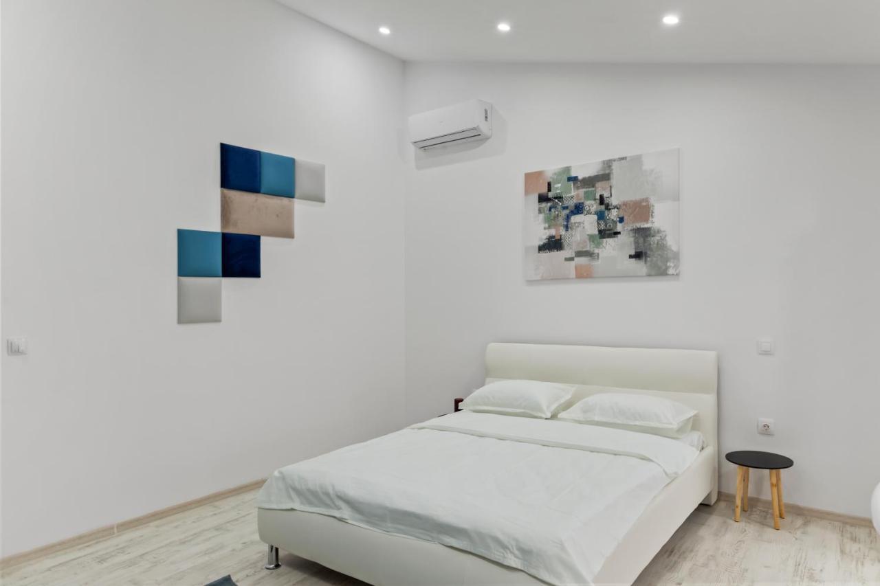 Selari Chambre Букурещ Екстериор снимка