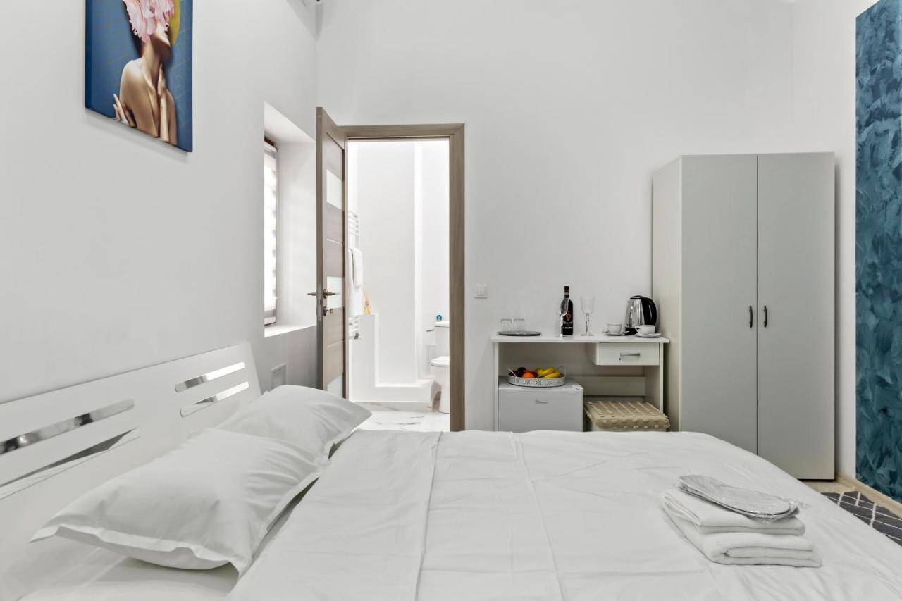 Selari Chambre Букурещ Екстериор снимка