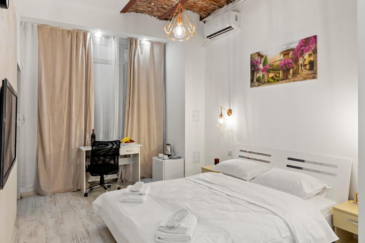 Selari Chambre Букурещ Екстериор снимка