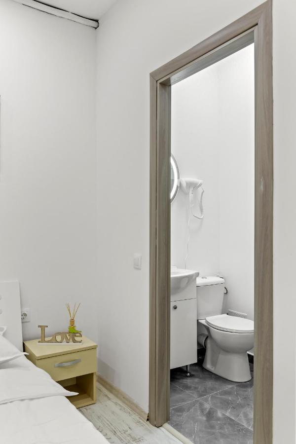 Selari Chambre Букурещ Екстериор снимка