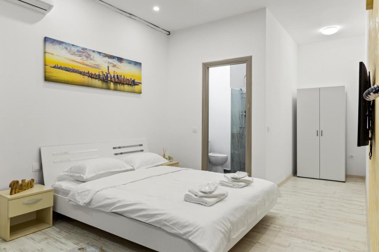 Selari Chambre Букурещ Екстериор снимка
