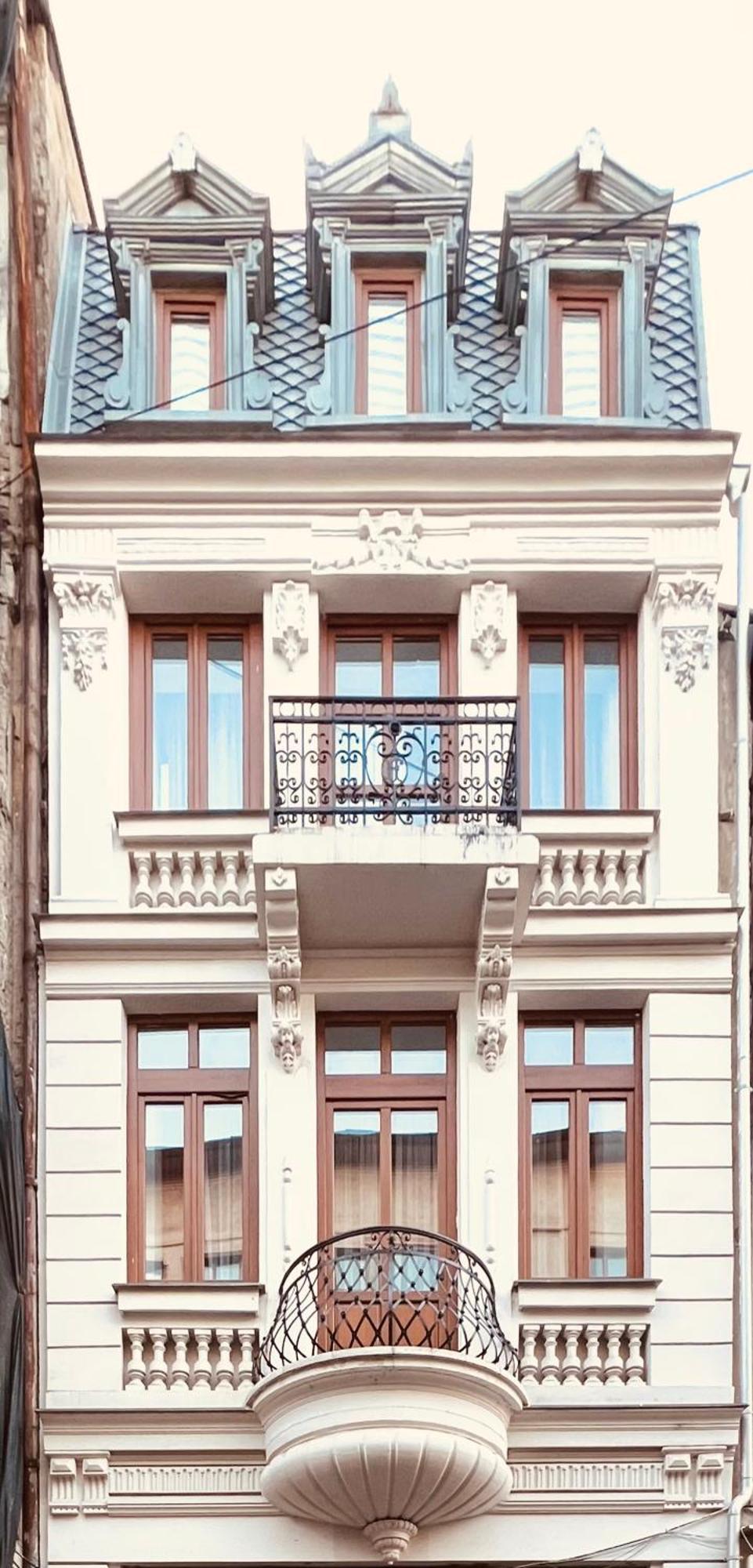 Selari Chambre Букурещ Екстериор снимка